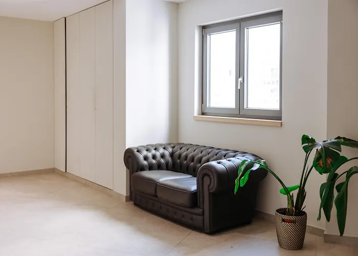 Sea Sense Suite 1