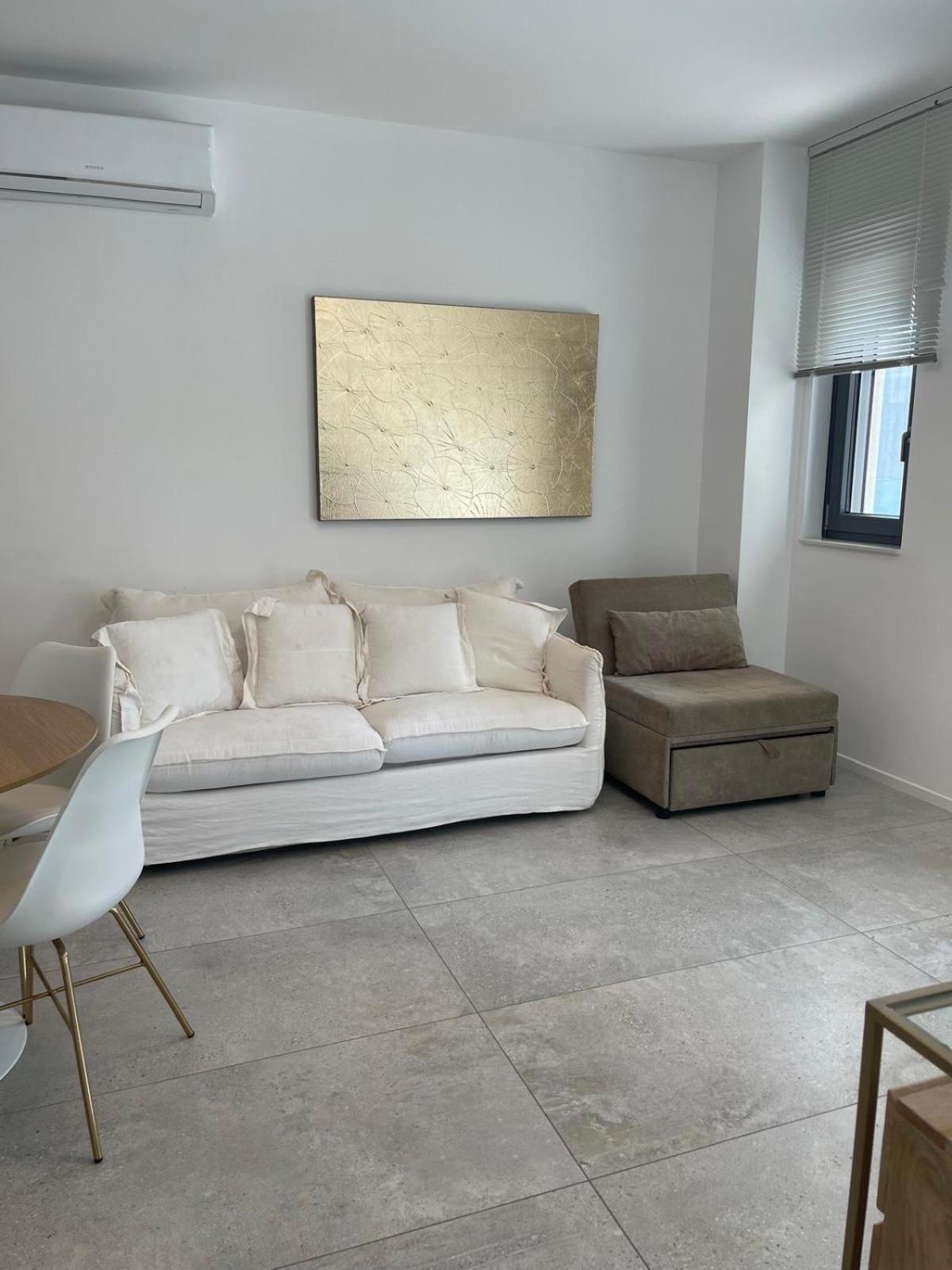 Apartment Sea Sense 1